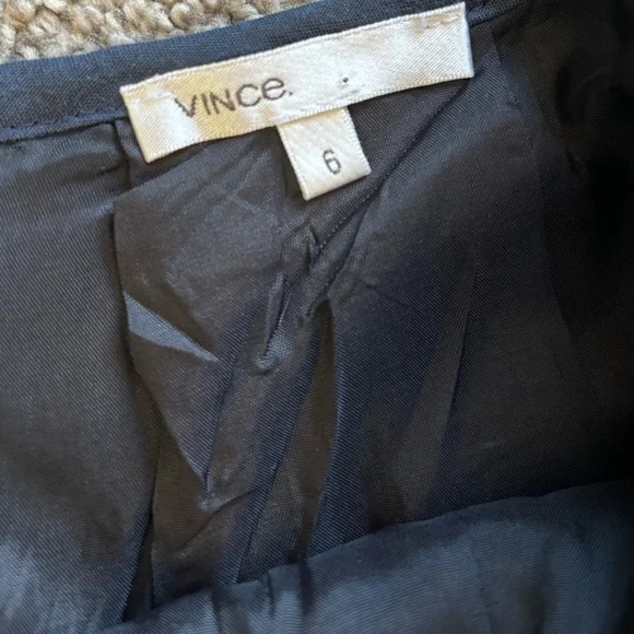 VINCE Pleated Printed Midi Skirt - Picture 4 of 6